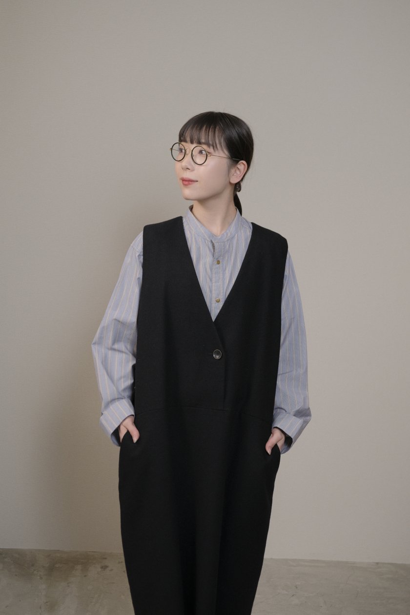 atelier naruse / コットンウールヘリンボンジャンパースカート(black 