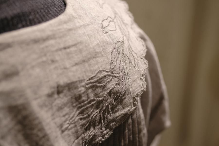 Fille blouse | TOWAVASE|トワヴァーズ 2023AW - c a b i n e t Fille blouse | TOWAVASE|トワヴァーズ 2023AW - c a b i n e t