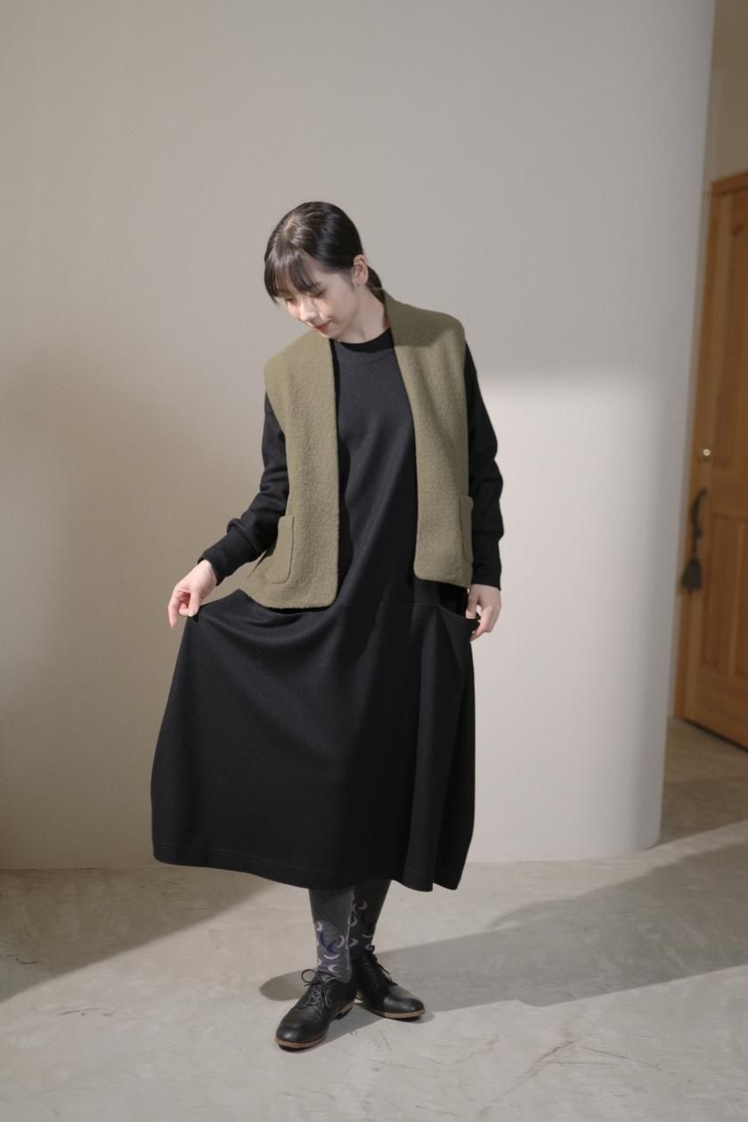 新品未使用atelier naruse スムースウールコクーンワンピース smooth wool cocoon one-piece - atelier naruse｜Online store