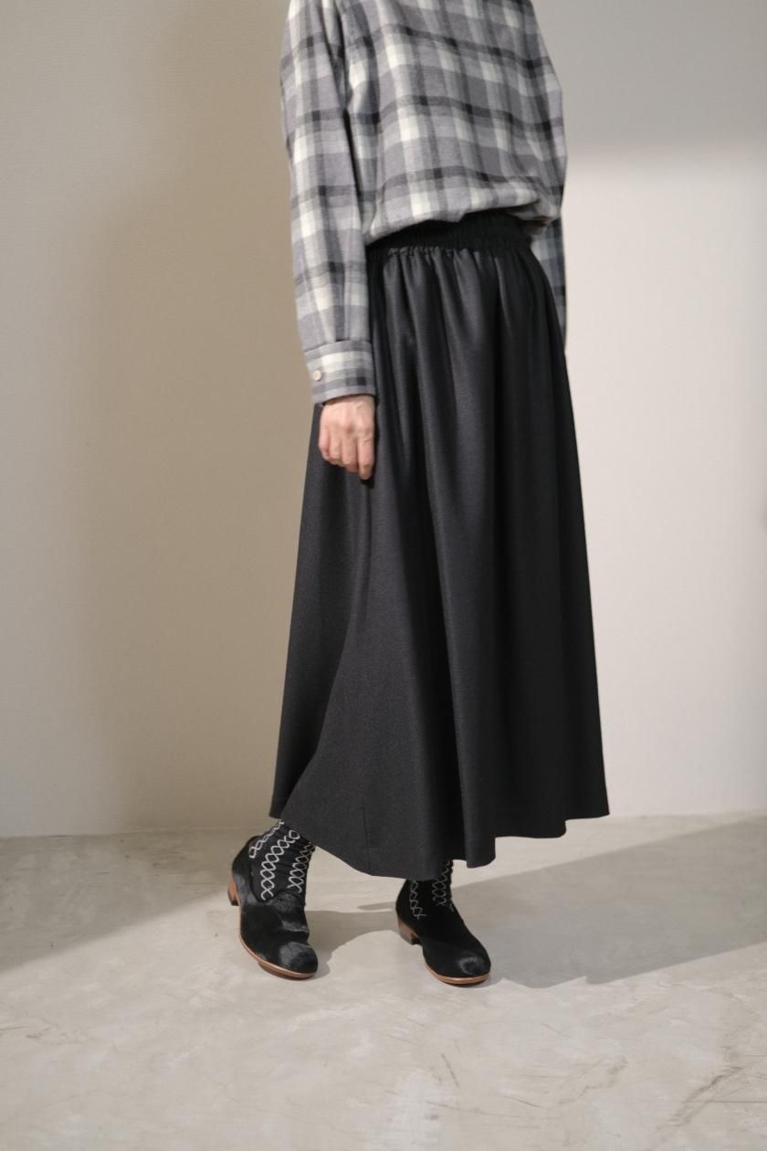 atelier naruse / ウールジャージーギャザースカート(ブラック
