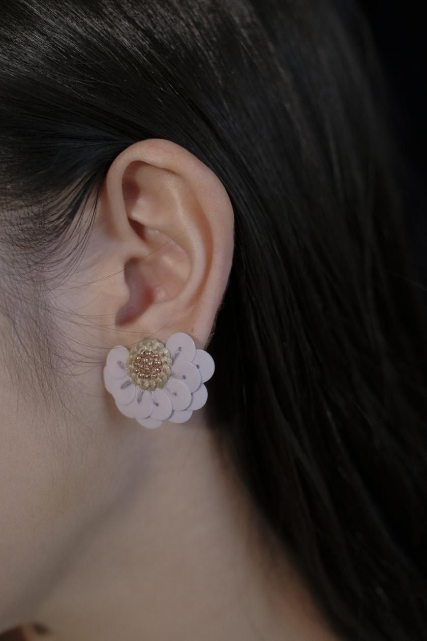 tamas ピアス aroma/white