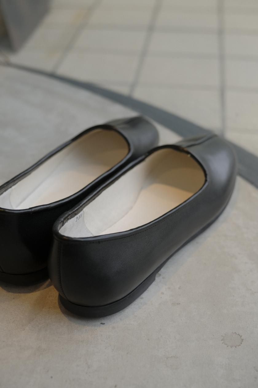 COSMIC WONDER / Naturally-tanned leather “Koshin” folk shoes