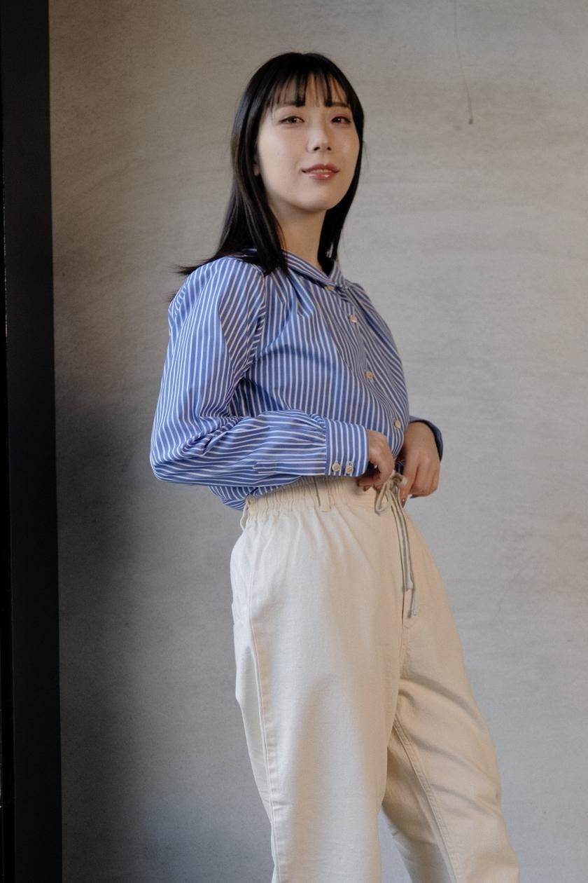 atelier naruse / コットンスタンドオフカラーブラウス