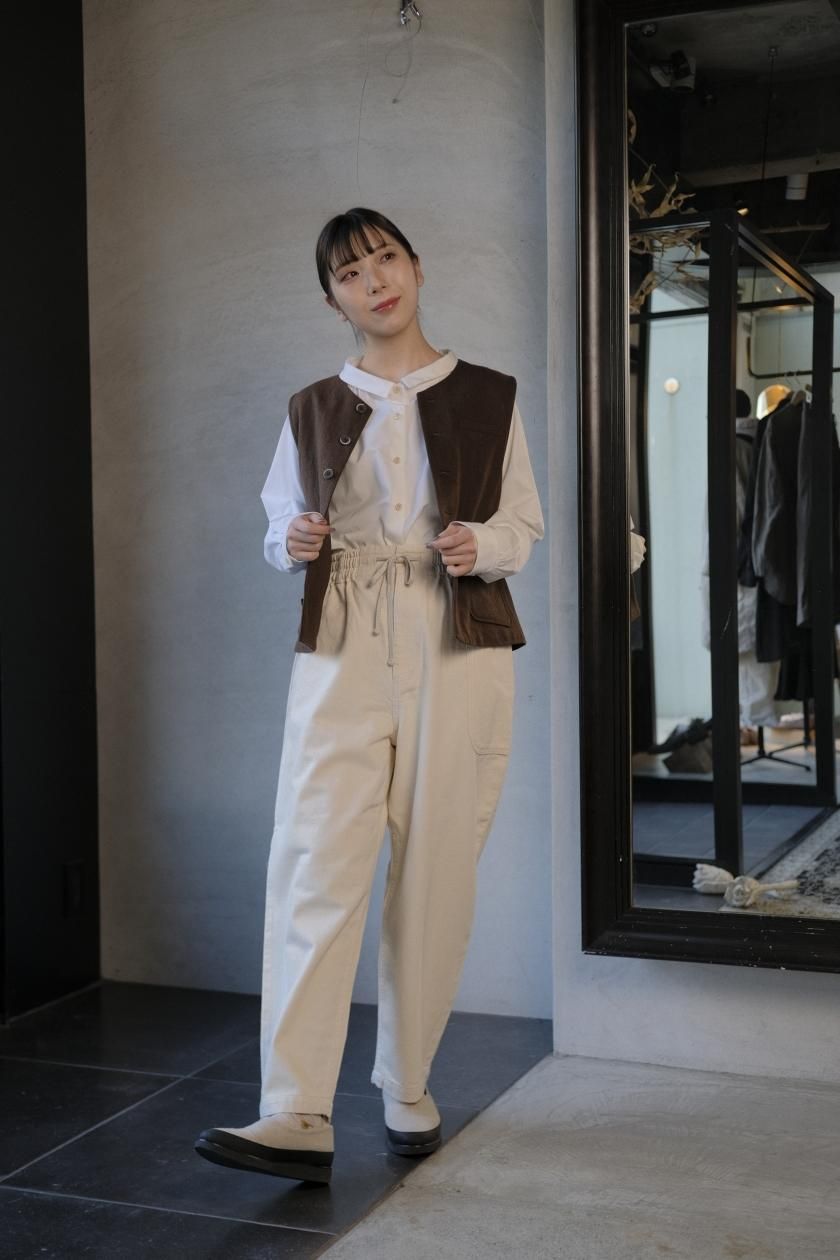 atelier naruse / コットンスタンドオフカラーブラウス
