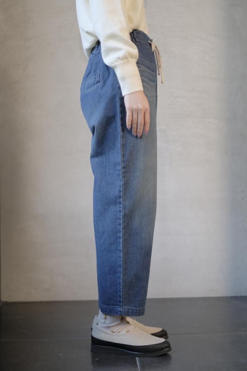 atelier naruse / コットンデニム ゴムバルーンバンツ ~stone