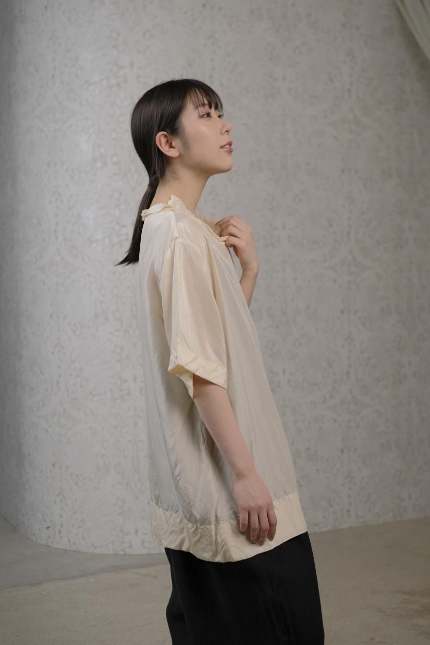 towavase トワヴァーズ  シルク Tシャツ peach fit=scale-down,w=1200