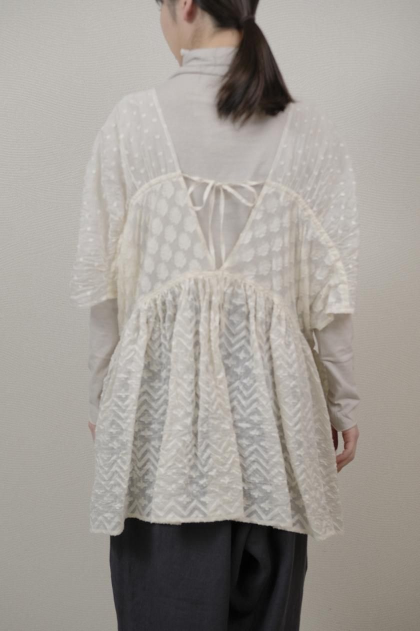 Hériter / cut jacquard blouse | エリテインド織カット