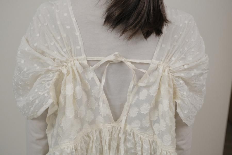 Hériter / cut jacquard blouse | エリテインド織カット