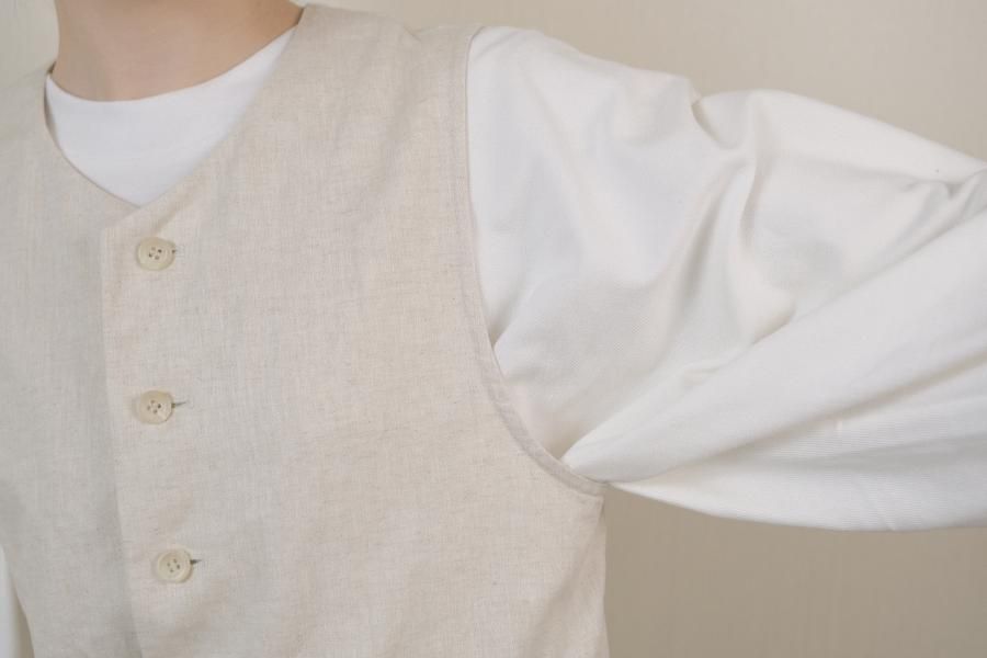 atelier naruseリネンコットンヘリンボーンシャンブレー　ベスト・ジレ atelier naruse | リネンコットンヘリンボーンシャンブレー
