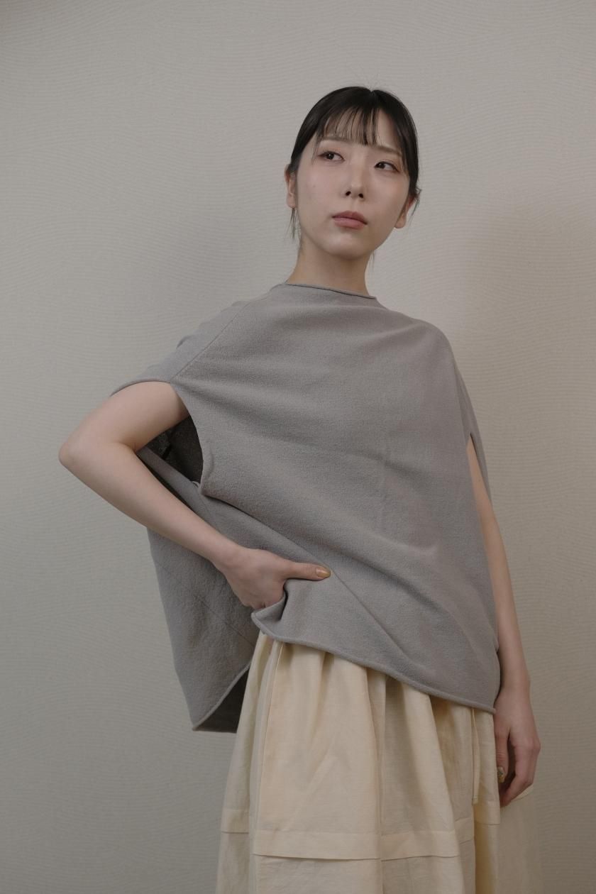 evam eva / poncho | オーガニックコットンとナイロン糸の編み