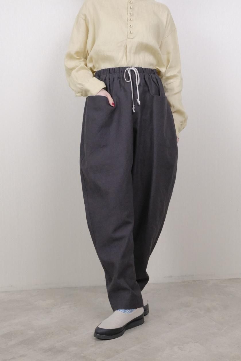 アトリエナルセ　ダークグレー サルエルパンツ ゴムウエスト linen cotton sarouel pants - atelier naruse｜Online store