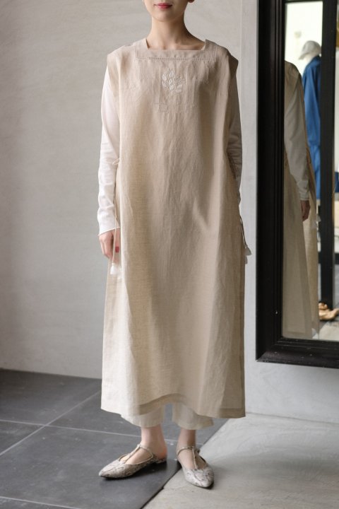 TOWAVASE / Ajour Dress (beige)