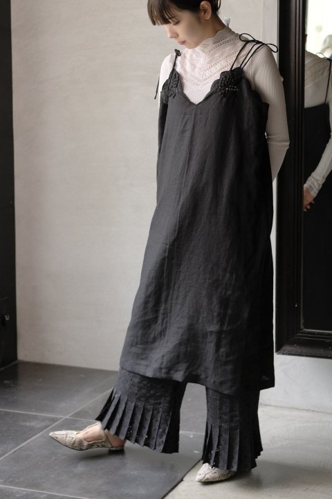 TOWAVASE / Bonvoyage Dress (black)