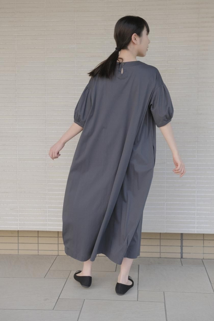 【新品】アトリエナルセ 24ssコットンカットソー コクーンワンピース 40 新品】アトリエナルセ 24ssコットンカットソー コクーン