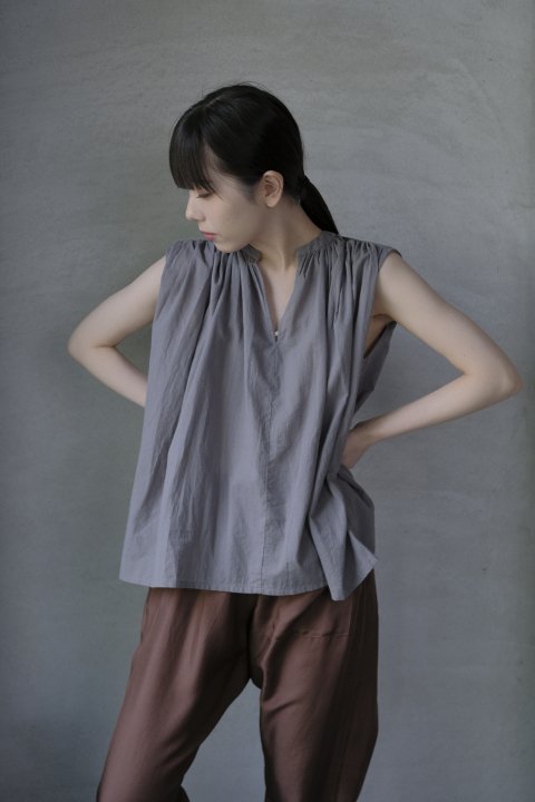 evam eva / cotton lawn sleeveless (gray)