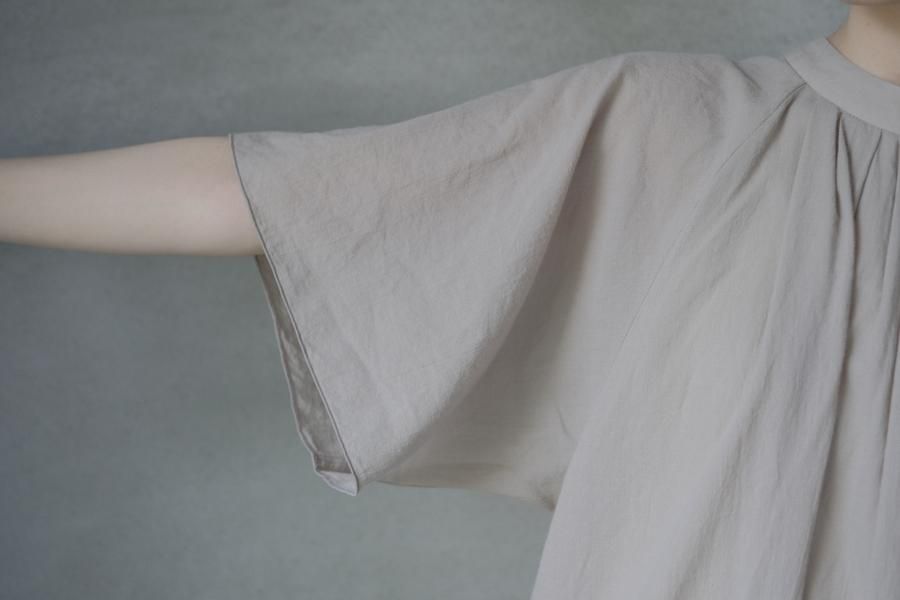 極美品 evam evaコットンカシミヤ ファインプリーツ ピンタックワンピース 極美品 evam evaコットンカシミヤ ファインプリーツ ピンタック