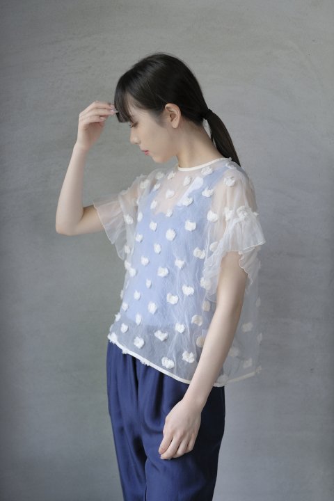 qiri / ɹ dot JQ frill blouse (kinari)