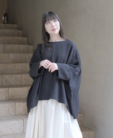 COSMIC WONDER / Old linen wool twill big square top (Black)