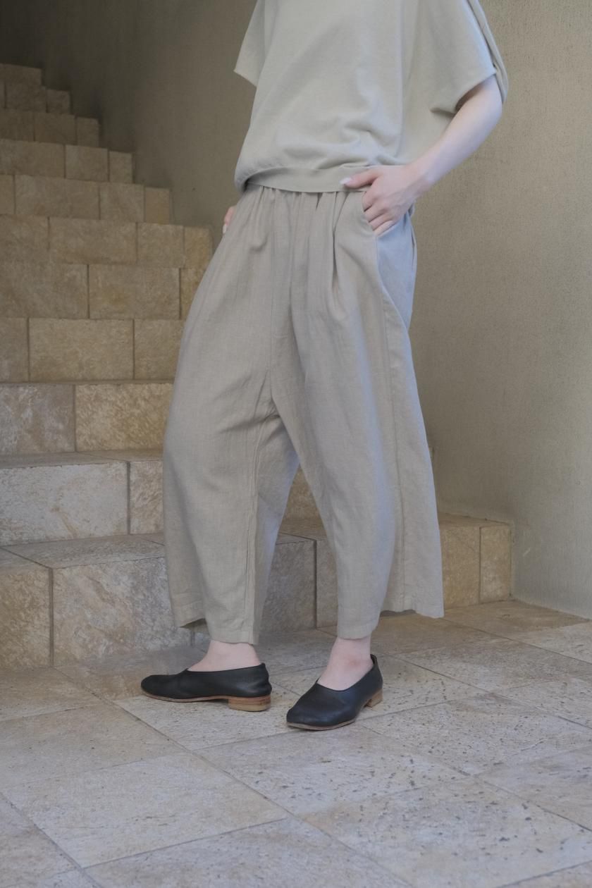 evam eva / water linen pants | 水を含んで柔らかなリネン生地