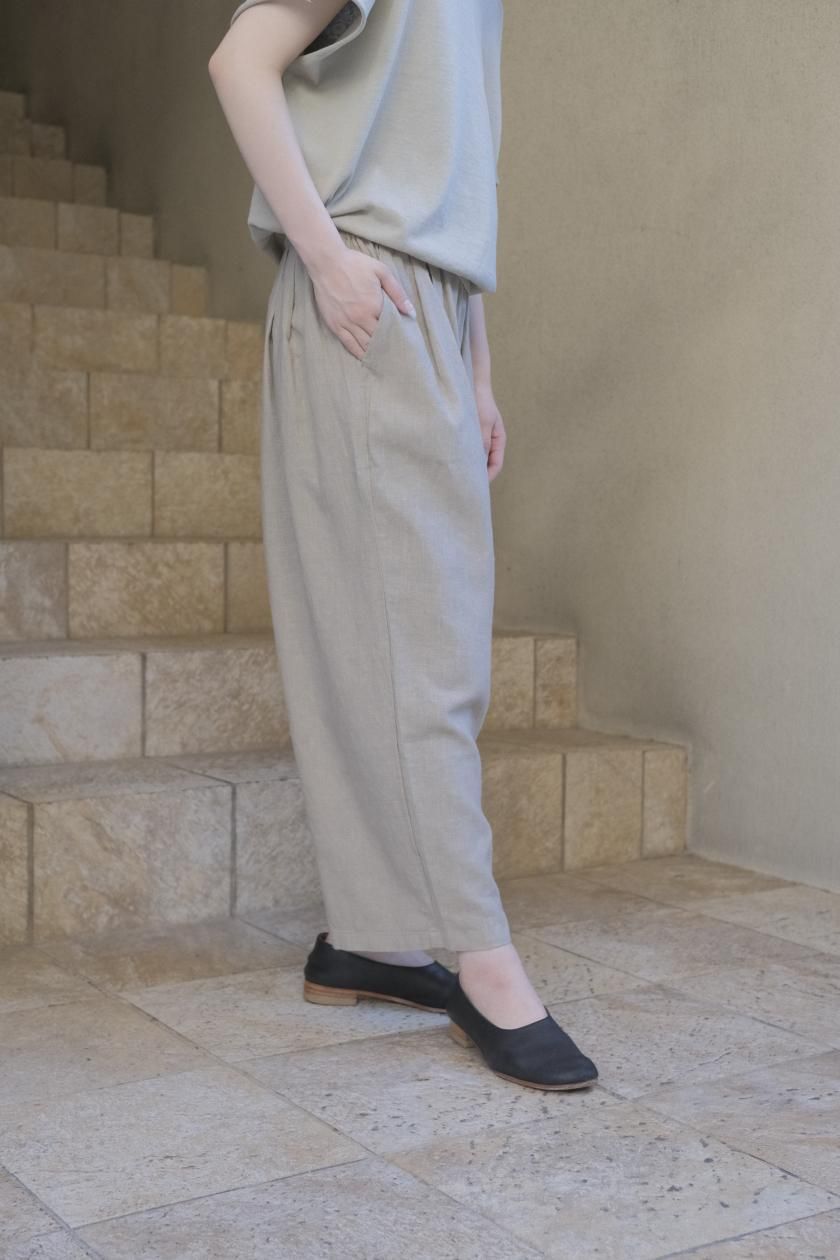 美品★evam eva エヴァムエヴァ★23SS ウォーターリネンパンツ evam eva / water linen pants | 水を含んで柔らかなリネン生地