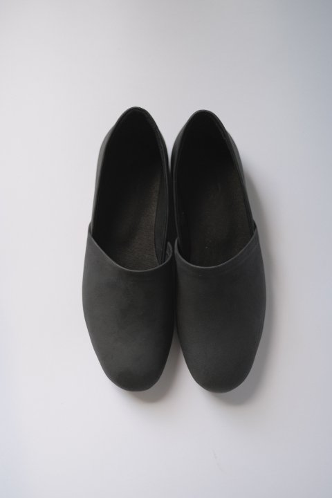 evam eva / leather slip-on