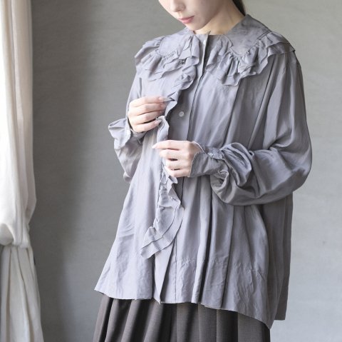 TOWAVASE / Volant blouse