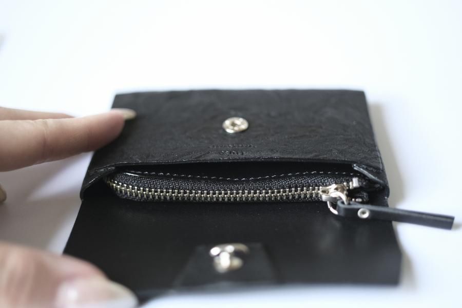 PAPER CARD CASE ( L.BROWN / BLACK ) | i ro se