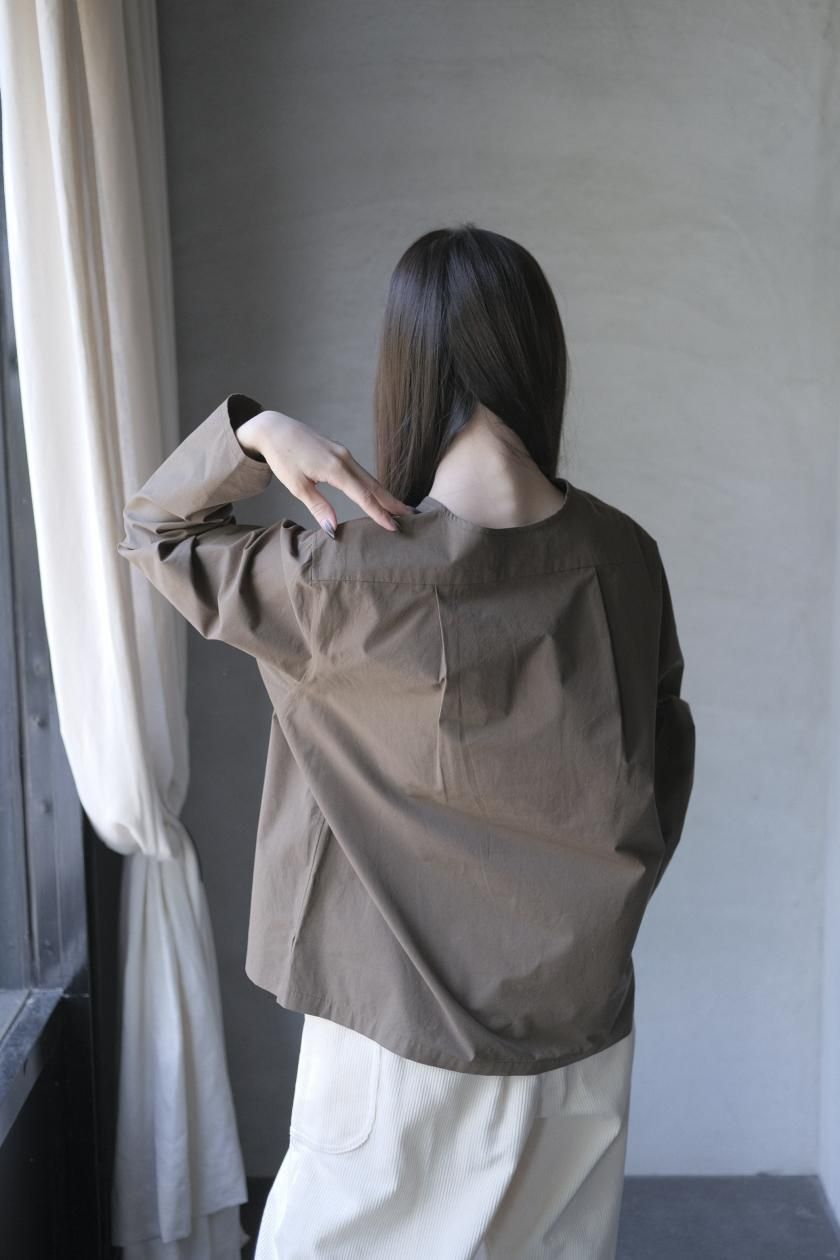 atelier naruse　コットンヘンリーネックシャツ f576b2c0d182d604920fae9bb044a3