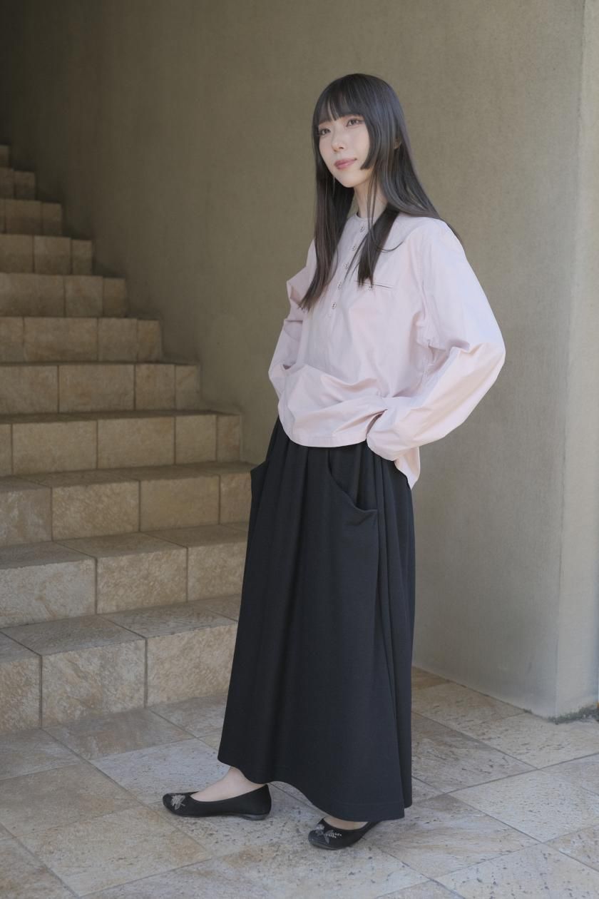 美品　アトリエナルセ 2.5万円　ウール ギャザー スカート　ウエストゴム　黒 美品 アトリエナルセ 2.5万円 ウール ギャザー スカート ウエストゴム