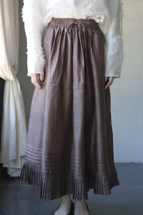 <img class='new_mark_img1' src='https://img.shop-pro.jp/img/new/icons14.gif' style='border:none;display:inline;margin:0px;padding:0px;width:auto;' />BUNON / Gather Tuck Skirt (Chocoate)