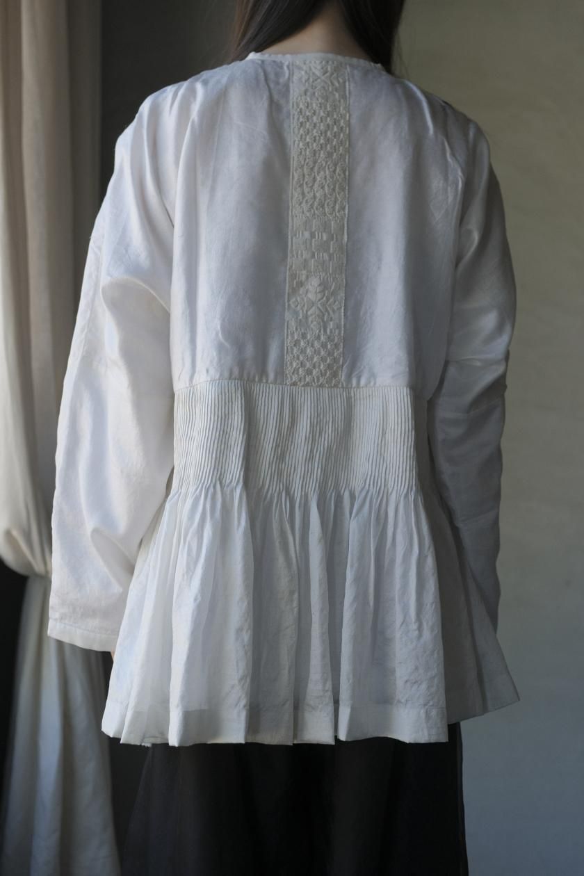 BUNON | 刺繍カシュクールブラウス - c a b i n e t O N L I N E S T O R E