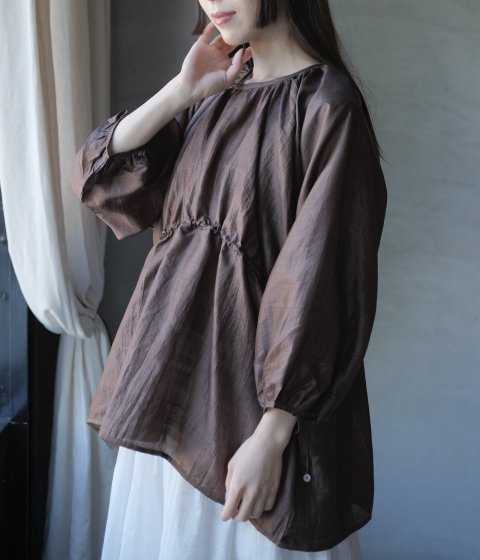 BUNON / Back Button Blouse (Brown)