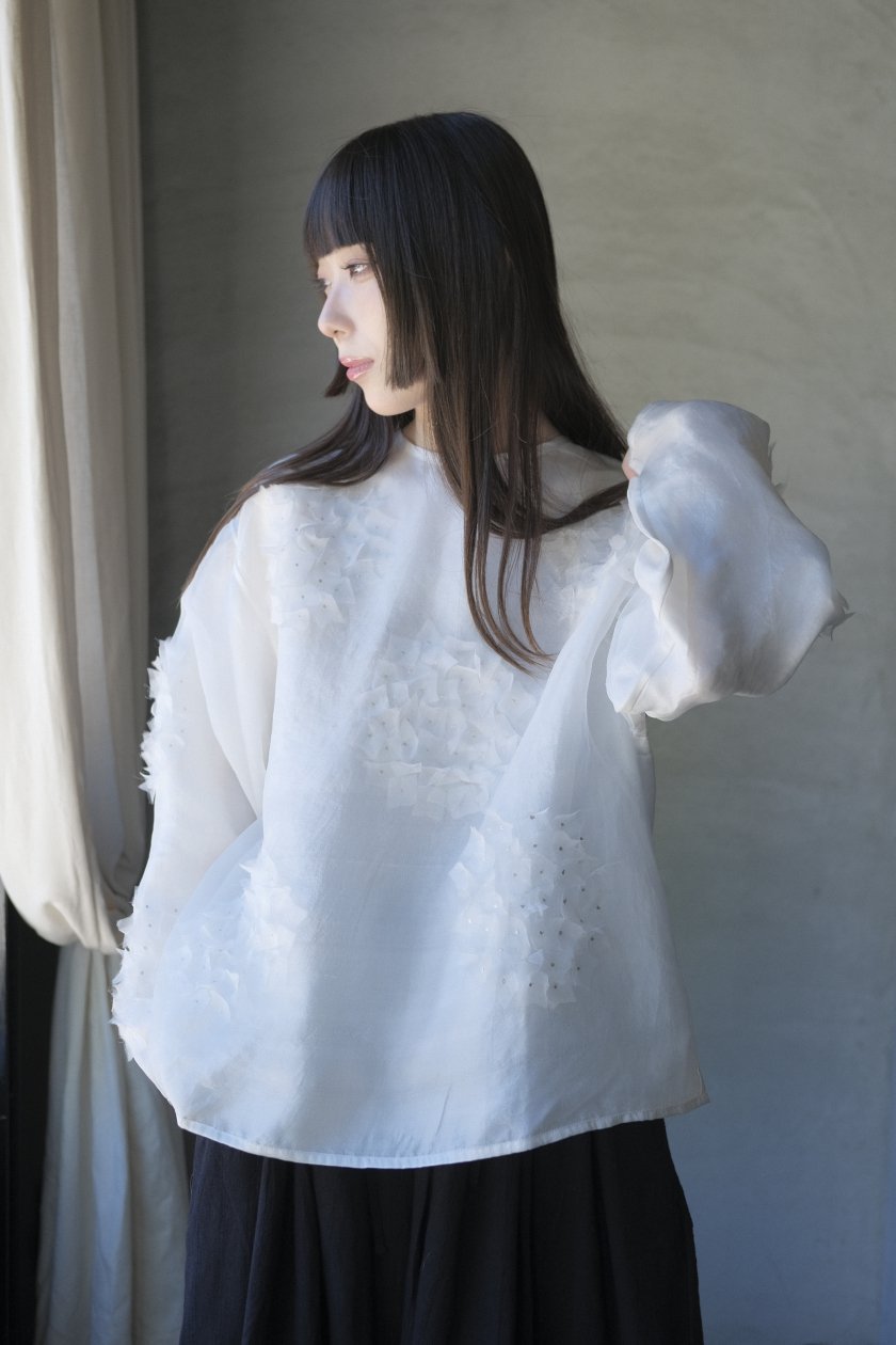 BUNON | Hydrangea Over Blouse - c a b i n e t O N L I N E S T O R E