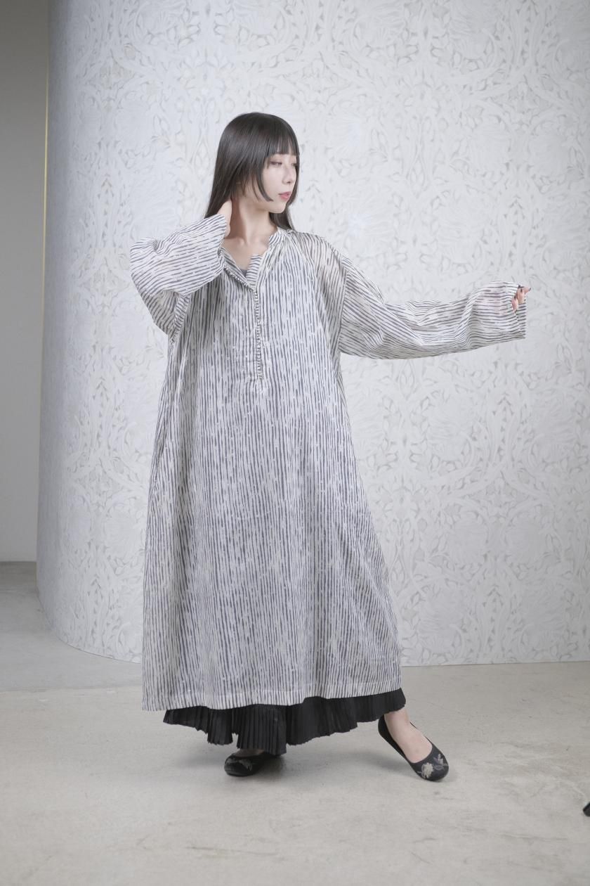 Bunon Gather Dress ブノン BUNON ブノン : Back Button Dress カディシルク ギャザー