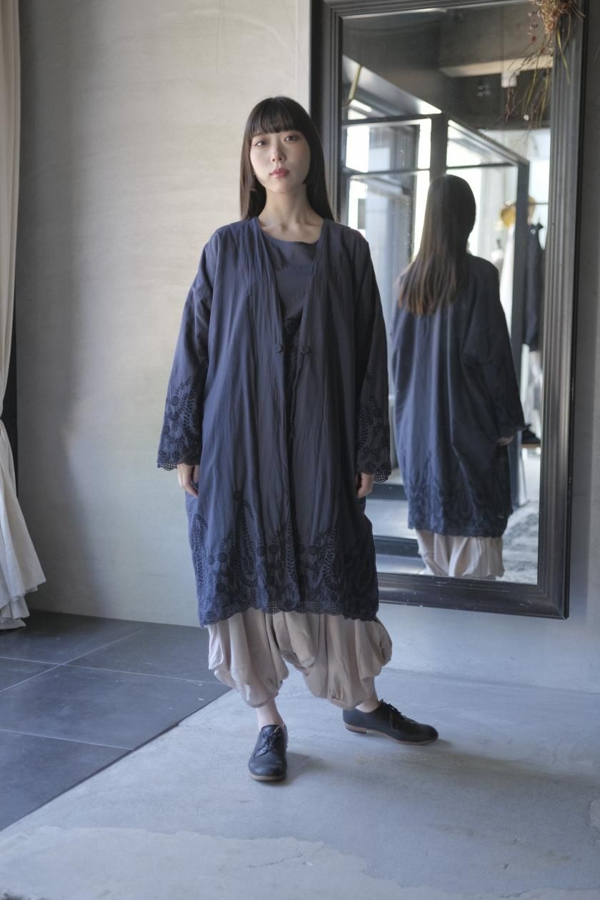 GASA＊ / 菩提樹の葉脈レースワイドブラウス (navy blue)