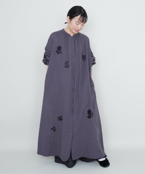 qiri / 6Ĥβ embroidery shirt one-piec