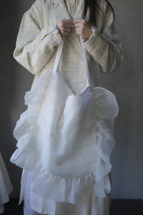 BUNON / Tuck Ruffle Big ToteWhite