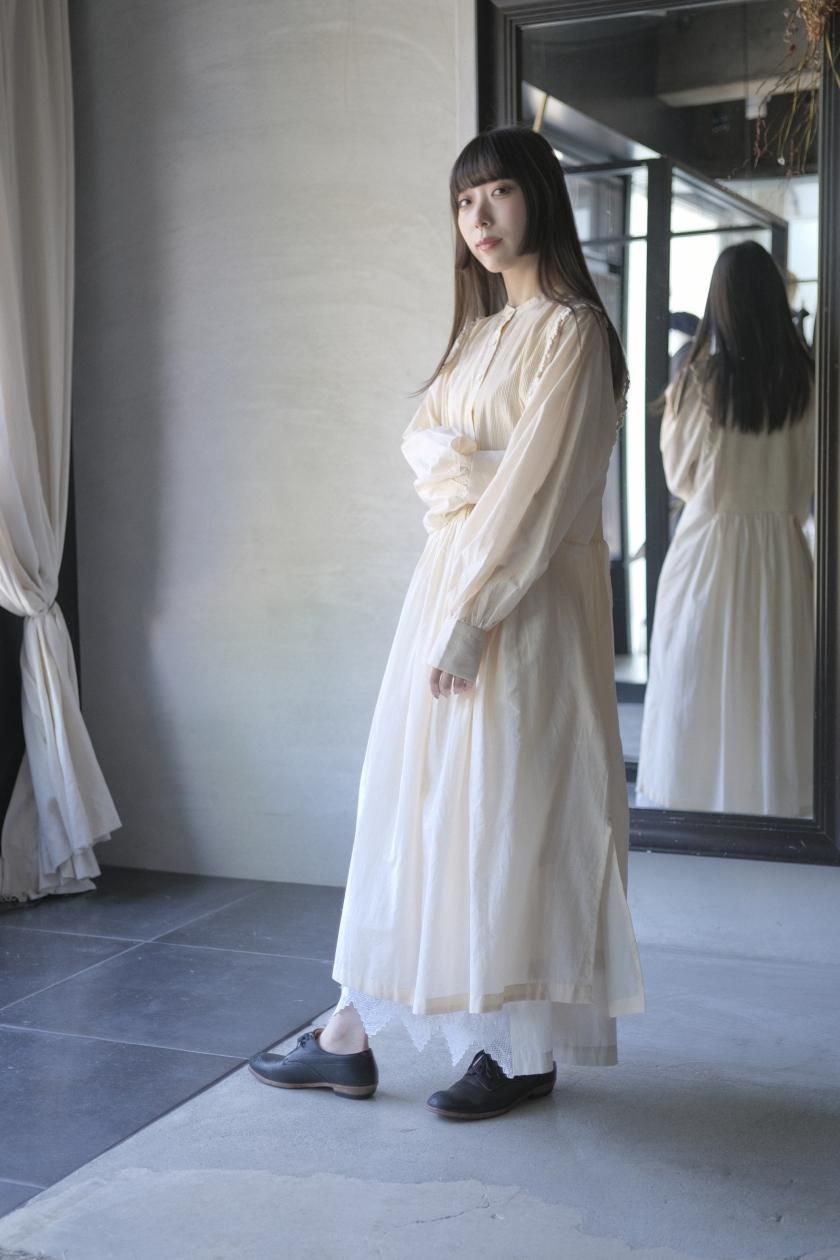 新発売 e n i b a c - (White) One-Piece | BUNON t E R O T S E N I L N O ワンピース