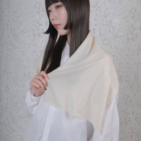 COSMIC WONDER /Cashmere silk knit tenugui White