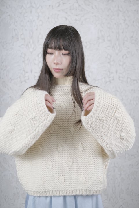 BUNON /  Hand Knit Embroidery PulloverWhite