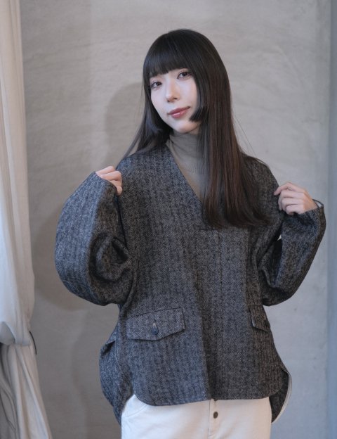 <img class='new_mark_img1' src='https://img.shop-pro.jp/img/new/icons14.gif' style='border:none;display:inline;margin:0px;padding:0px;width:auto;' />atelier naruse / shet land wool linen smock (black)