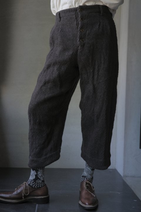 <img class='new_mark_img1' src='https://img.shop-pro.jp/img/new/icons14.gif' style='border:none;display:inline;margin:0px;padding:0px;width:auto;' />YUTA MATSUOKA / HOOK PANTS-dark brown
