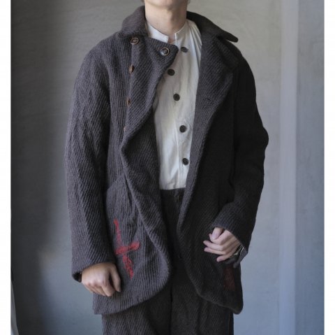 <img class='new_mark_img1' src='https://img.shop-pro.jp/img/new/icons14.gif' style='border:none;display:inline;margin:0px;padding:0px;width:auto;' />YUTA MATSUOKA / COOK JACKET-dark brown