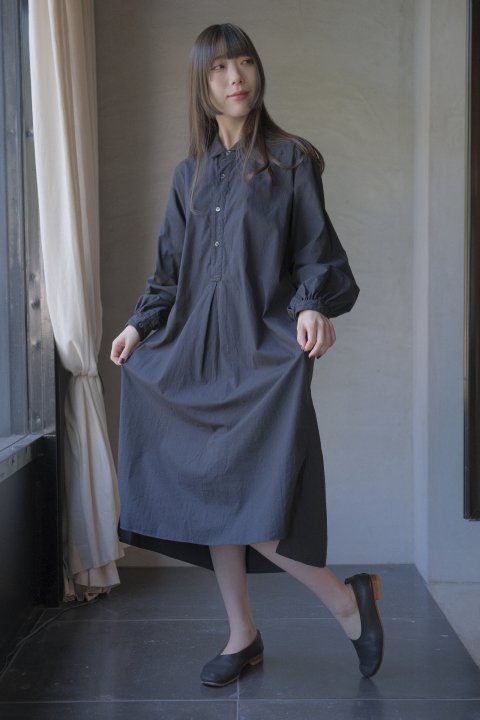 <img class='new_mark_img1' src='https://img.shop-pro.jp/img/new/icons14.gif' style='border:none;display:inline;margin:0px;padding:0px;width:auto;' />&#352;P / ORGANIC COTTON OXFORD / REGULAR  COLLAR SHIRT LONG