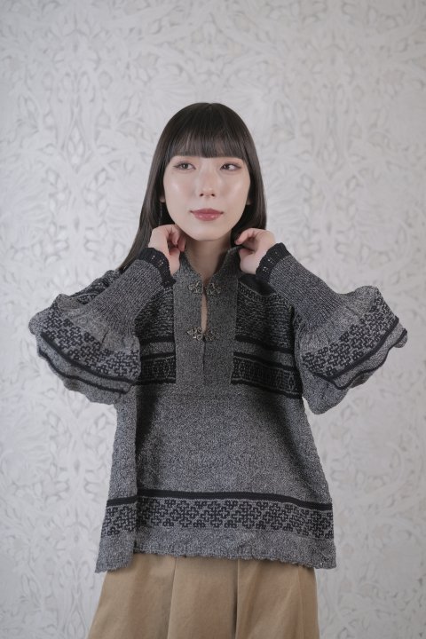 <img class='new_mark_img1' src='https://img.shop-pro.jp/img/new/icons14.gif' style='border:none;display:inline;margin:0px;padding:0px;width:auto;' />ASEEDONCL&#214;UD / Foggy nordic knit blouse (Black)		