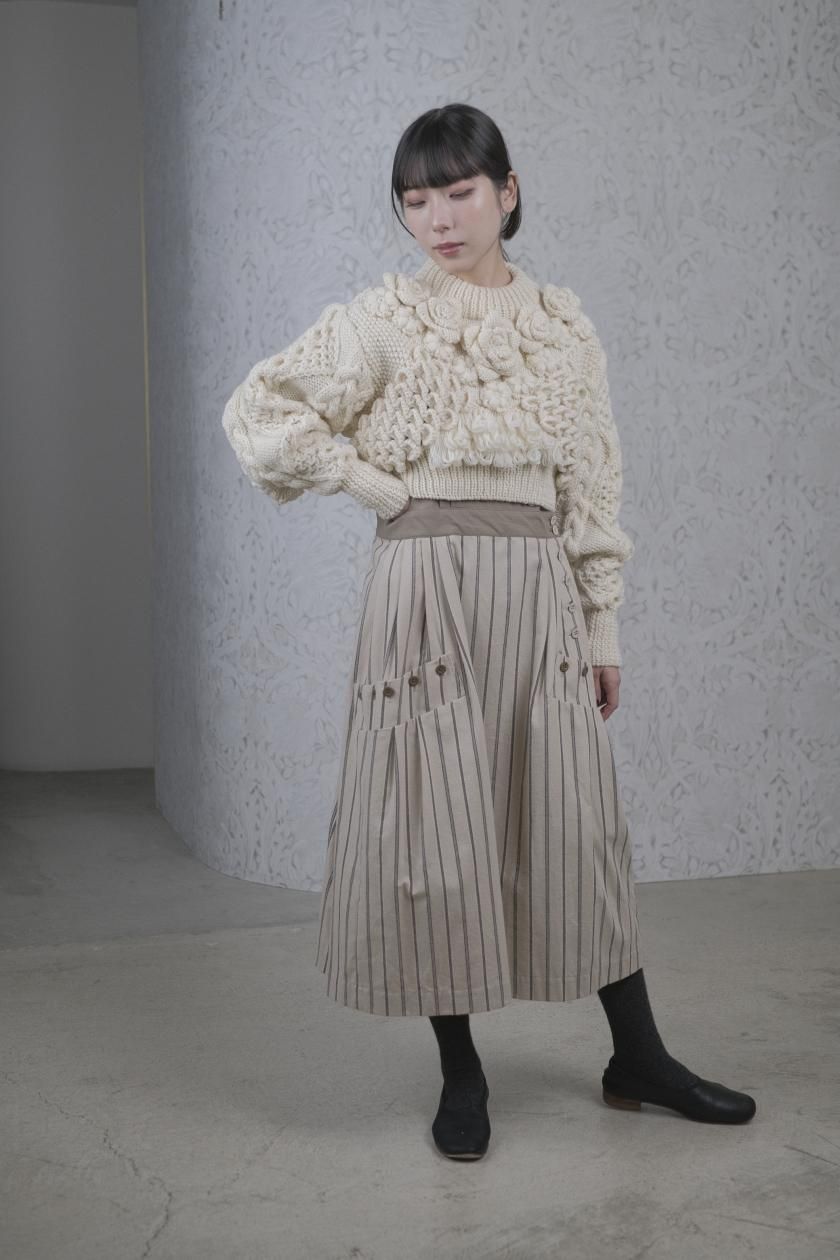 motohiro tanji モトヒロタンジ　ニット　クロップド ニットの魔法使い、モトヒロタンジ。Couturier for our alien