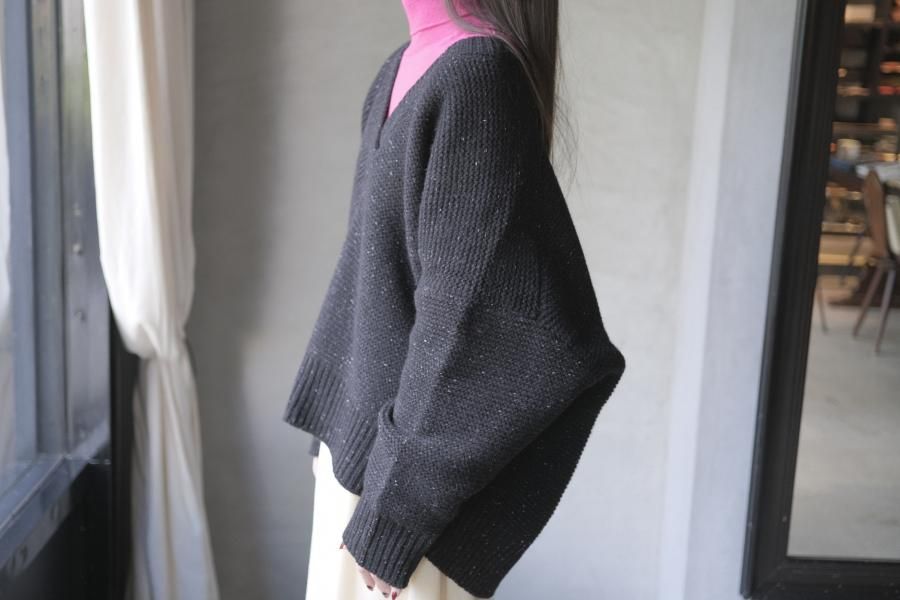 atelier naruse | ウールVネックニット - c a b i n e t O N L I N E S T O R E