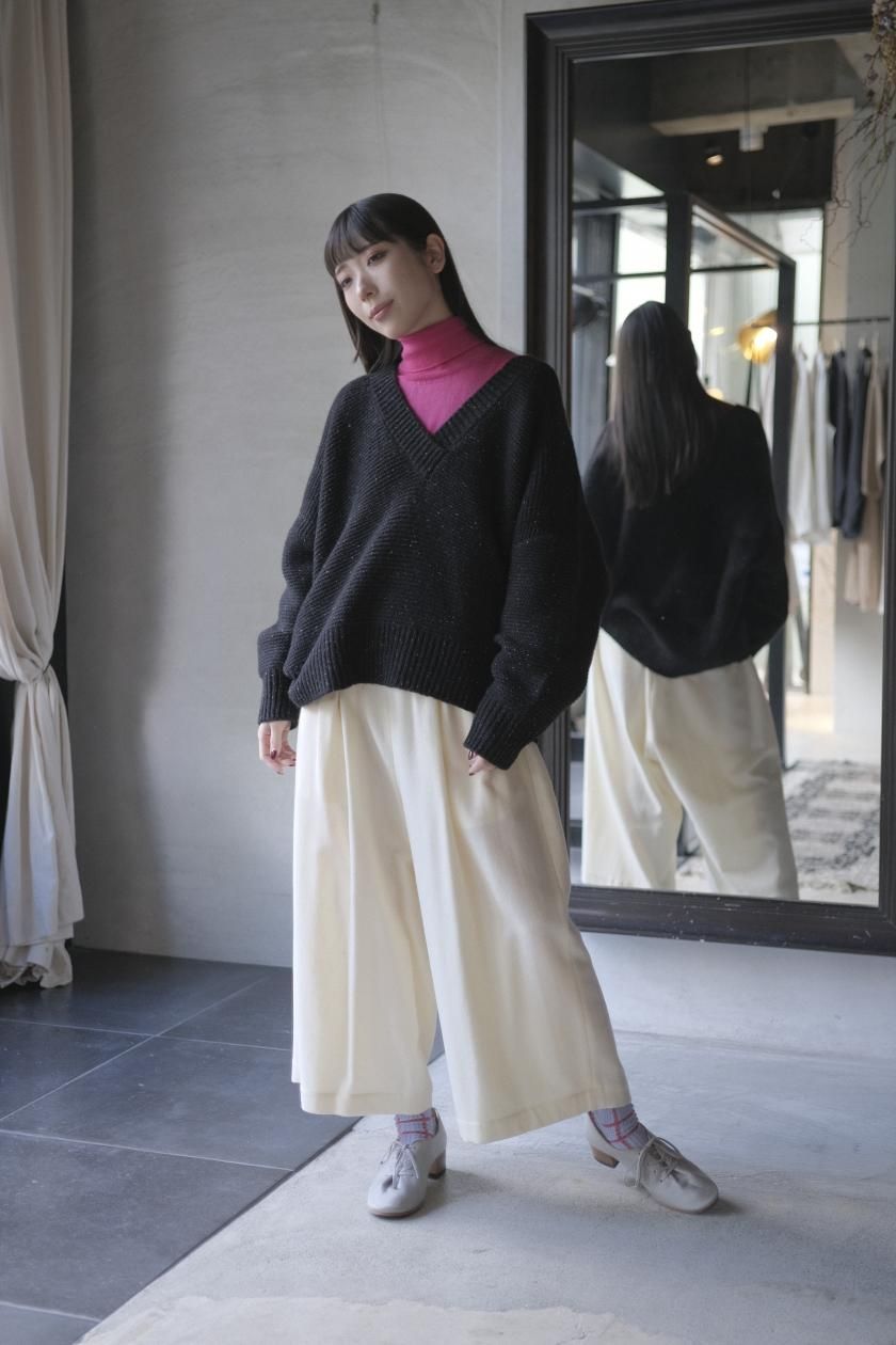 atelier naruse | ウールVネックニット - c a b i n e t