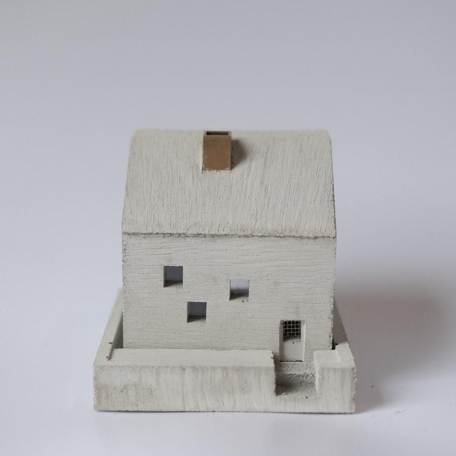 COTTAGE INCENSE POT | 天然モルタル香炉 - c a b i n e t