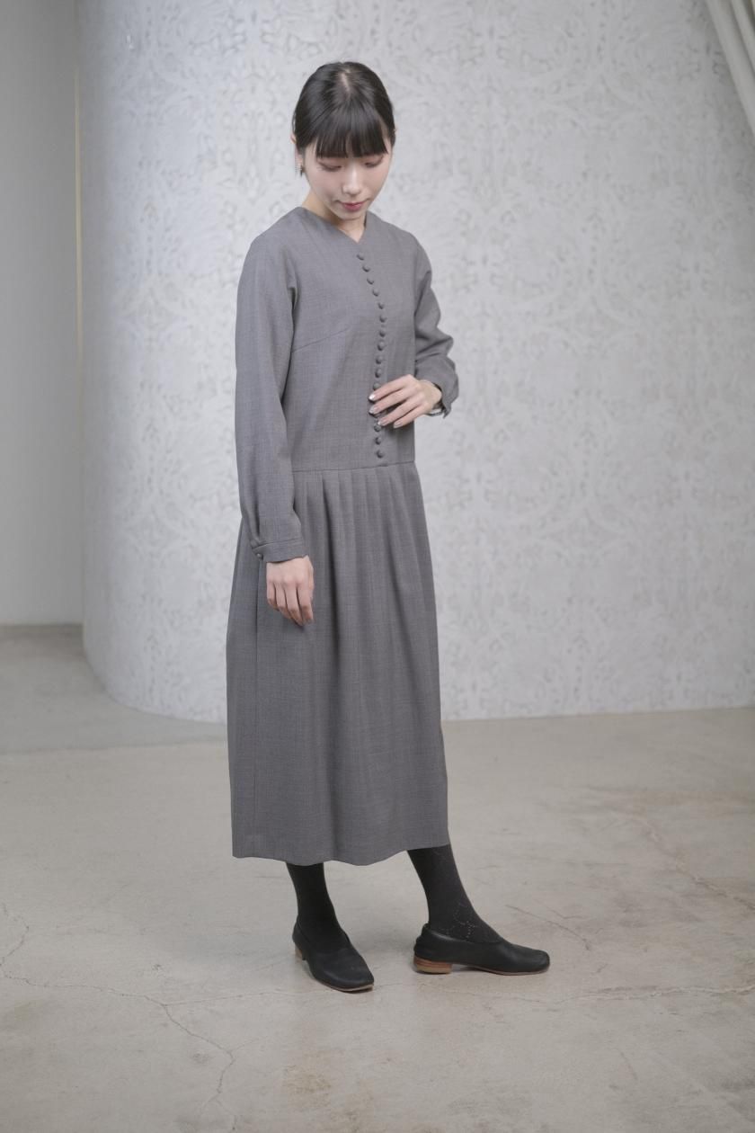 【美品】アトリエナルセ　クルミボタンフォーマルワンピース　紺　42サイズ　膝下丈 atelier naruse アトリエナルセクルミボタンフォーマル